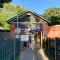 Deluxe 3 Bed Flat with garden - Finchley