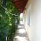 Thalis Rooms