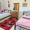Villa marina 5 first row on lake 5 bed rooms ac