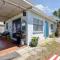 Blue Bungalow 1 Block From Beach - Cocoa Beach