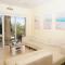 Beautiful apartment in eagle beach levent