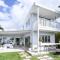 Hamptons style Warriewood Beachhouse - Mona Vale