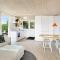 5 Bedroom Beautiful Home In Juelsminde
