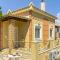 Amazing Home In Koroni With Wifi - 科罗尼