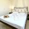 Amazing Home In Koroni With Wifi - 科罗尼