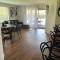 On the Park-Modern 4 Bedroom -3 Living Area Home 100m to Parks and Shopping Centre
