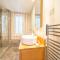 Number 27, Outstanding Corner Villa w/pool in Portville Gocek - 费特希耶