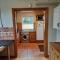 Cheerful three bedroom country cottage