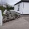 Cheerful three bedroom country cottage