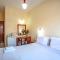 Lucia Hotel