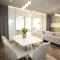 Luxurious 5 Bedroom Beach Villa