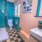 Central 3 - Bedroom Townhouse in Brighton with Parking