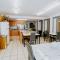 Western Budget Plus Mosaic Suites