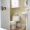 Carisbrooke Inn Bed & Breakfast