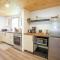 “The Hydrus” cozy 2 bedroom cottage