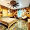 Luxury Palace / Vacation Home - Alvin