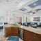 Steps to Sand Sparkling Pool 5 Bdrm Near DT
