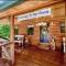Cozy Secluded, King, Best Location, Hot tub, Firepit, Playset