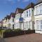 Southend Guest House - Close to Beach, Train Station & Southend Airport - Southend-on-Sea