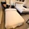 Modern Apartment for Contractors & Small Groups by Stones Throw Apartments - Free Parking - Sea View