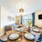 2 Bedroom Apartment in Hatfield - Gated Free Parking - Amazing for Contractors - Private Bathrooms - Near University & Business Park - Big savings on Longer Stays
