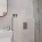 Phaedrus Living: Alkminis Seaside Suites Verano