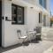 Phaedrus Living: Alkminis Seaside Suites Verano