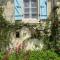 Cosy apartment with swimming pool near Aubeterre - Saint-Romain