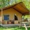 Cozy lodge with a dishwasher at a holiday park in the Achterhoek - Brinkheurne