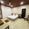 Hotel Grand Indu, 3 Star Kolhapur - Kolhapur