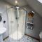 Artro Lodge Luxury 3 Bedroom, 3 Bathroom & Hot Tub