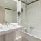 Hôtel Charlemagne by Happyculture