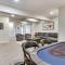 Golf-Course View Resort Home in Lake of the Ozarks - 卡姆登顿