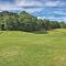 Golf-Course View Resort Home in Lake of the Ozarks - 卡姆登顿