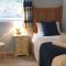 Crows Nest Apartment, at Clipper House with free onsite allocated parking - لوي