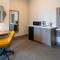 Holiday Inn Express & Suites Englewood - Denver South, an IHG Hotel