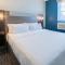 Holiday Inn Express & Suites Englewood - Denver South, an IHG Hotel