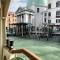 One bedroom apartement with city view and wifi at Venezia