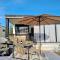 Jazine beach villas