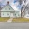 Weymouth Apartment Close to Beaches and Boston!