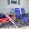 Southern Mermaid Cottage- Pet Friendly Fenced