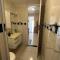 Tres quartos com cama de casal - Cabo Frio