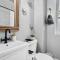 Luxury Living: Grand 7BR/5BA near Everything