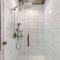 Mega Spa, Fire Pit, Views, sleep 18, Arcade, Karaoke, Gaming System