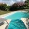 Jolie villa avec piscine