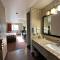 Rodeway Inn & Suites Madison East
