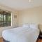 Relax on Queens - Waikanae Beach Holiday Home - 怀卡奈