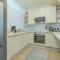 The Waterfront Cottage F3