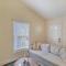 Large 1 BR carriage house in historic SPR