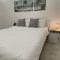 Saphir Townhouse 5 to 6 pax rooftop terrace, Cavite